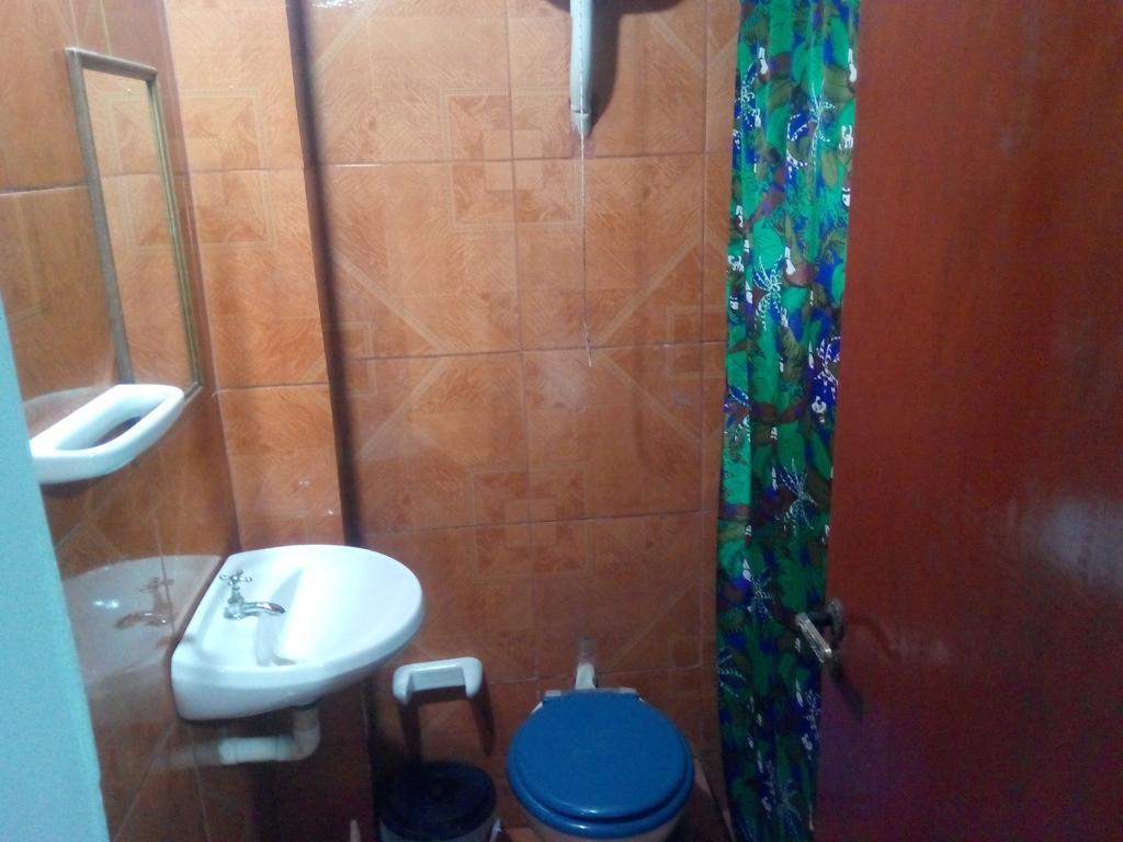 Iguazu Rey Hostel Puerto Iguazú Esterno foto