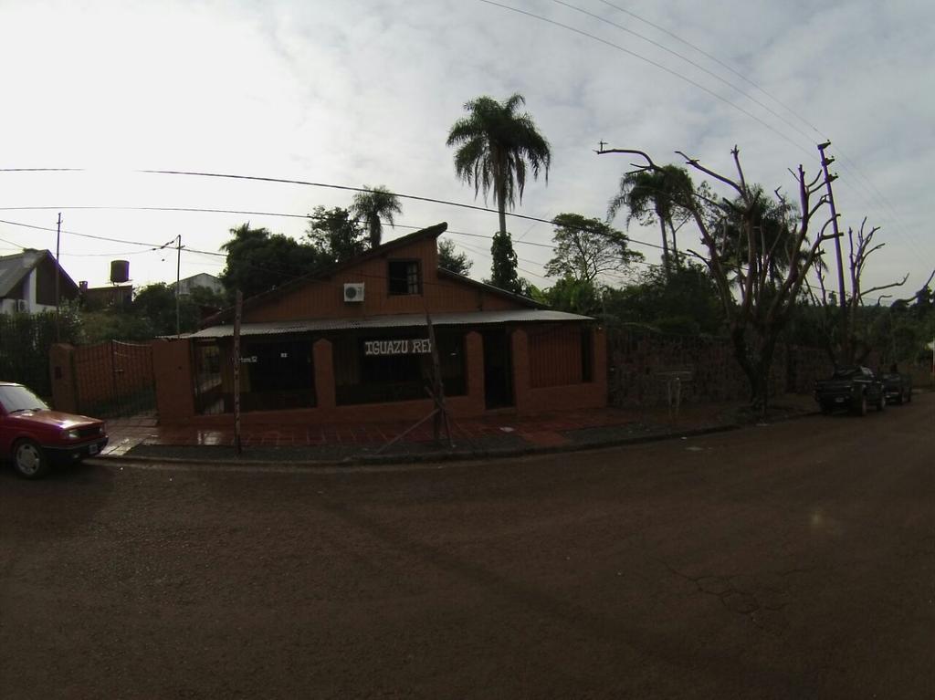 Iguazu Rey Hostel Puerto Iguazú Esterno foto