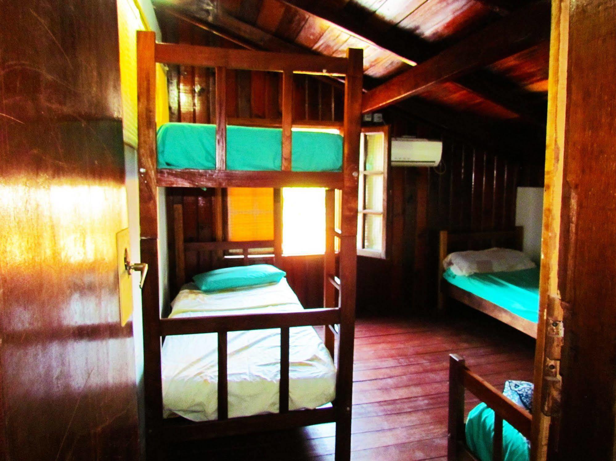 Iguazu Rey Hostel Puerto Iguazú Esterno foto